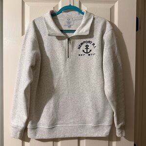 NWOT Heather Gray Newport RI Quarter Zip